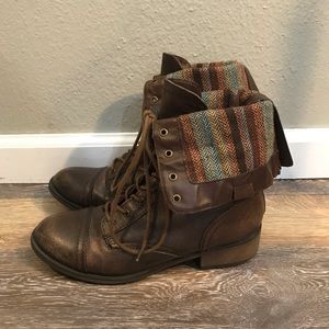Steve Madden Lace Up Fold Down Combat Boots